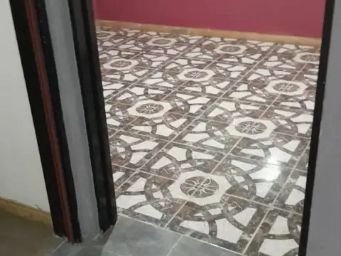 Departamento en Alquiler en Gonzalez Catan, $ 370.000