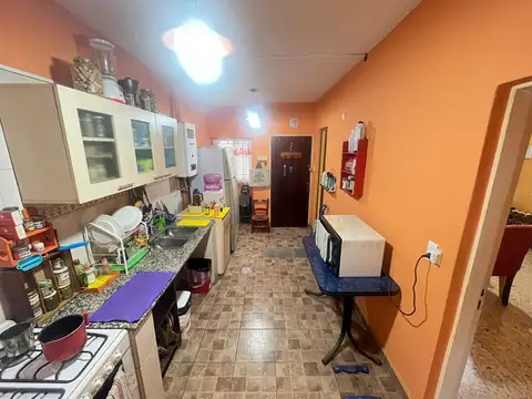 Depto Tipo Casa en Venta en Monte Castro, USD 135.000