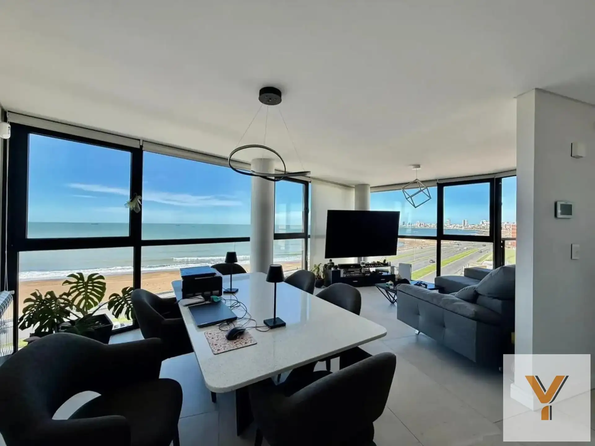 Departamento en Venta - 2 Dormitorios 2 Baños - 100mts