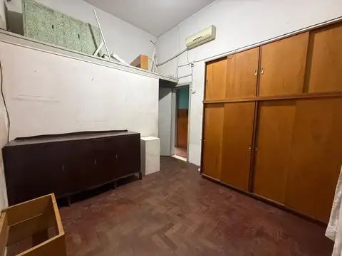 Depto Tipo Casa en Venta en Flores, USD 117.000