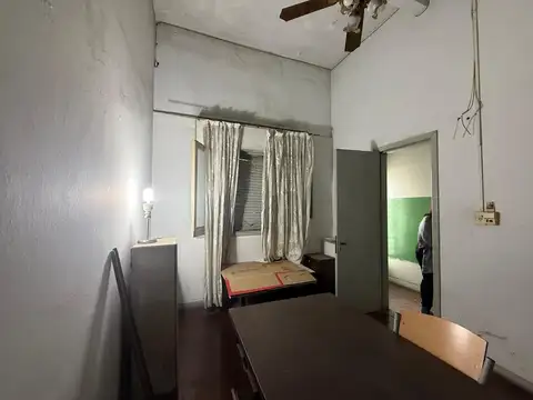 Depto Tipo Casa en Venta 50 años