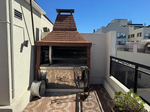 Obispo San Alberto 3300, Piso 2