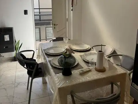 3 AMB EN DUPLEX CON DOBLE ALTURA EN CONDOMINIO CASA DEL SOL.