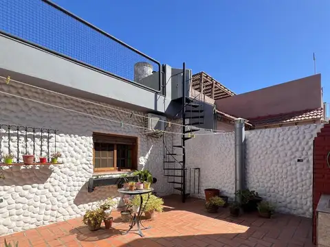Depto Tipo Casa en Venta en Vicente Lopez, USD 190.000