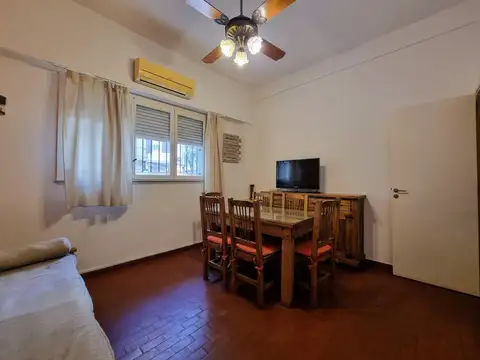 Depto Tipo Casa 3 ambientes con 2 baños