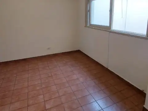 Departamento en Venta en Monte Castro, USD 79.900