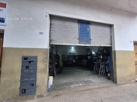 Local a la calle  -  POMPEYA