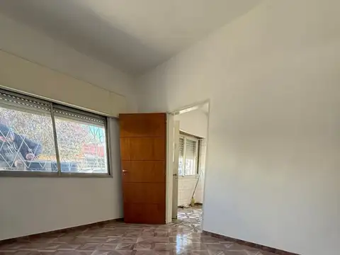 Departamento en Alquiler en Gregorio de Laferrere, $ 650.000