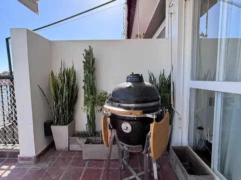 4 AMB FTE C/BALCON ATERRAZADO - AMOBLADO