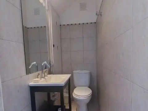 Depto Tipo Casa en Alquiler 50 años