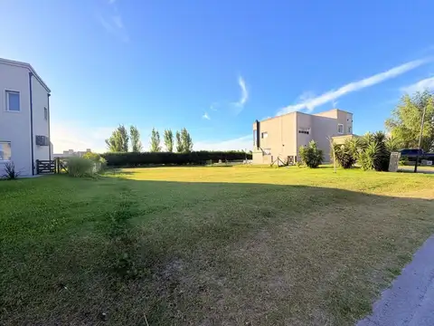Terreno en Venta en San Lucas, Canning
