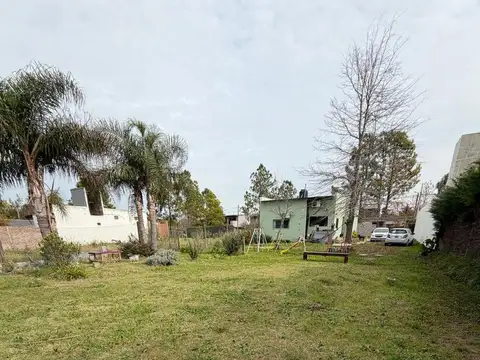 Casa 5 ambientes con 1 baño
