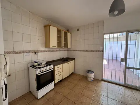 Casa en Alquiler en Parque Chas, $ 1.800.000
