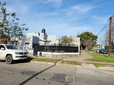 Leandro N. Alem 2000