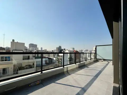 Moldes entre Aguilar y Palpa. 2 ambientes con balcón y terraza propia.