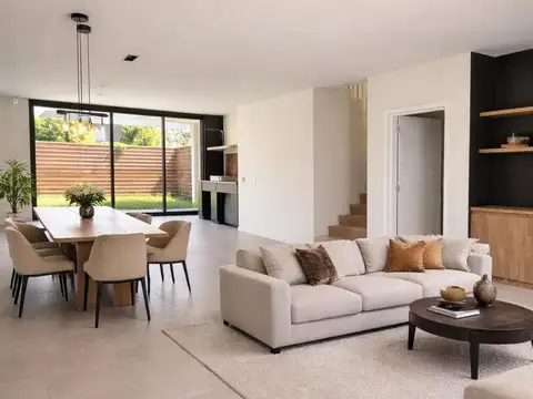 Casa en Venta con 2 cocheras