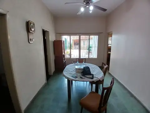 Depto Tipo Casa en Venta de 4 ambientes