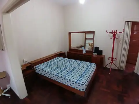 Depto Tipo Casa 4 ambientes con 2 baños