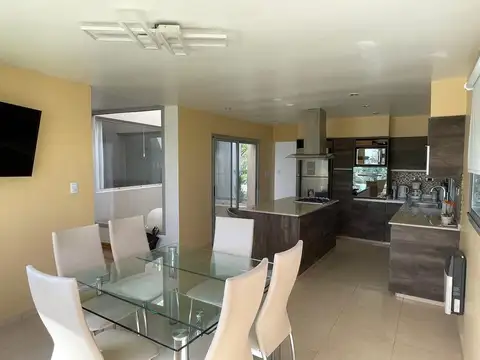 Casa en Venta en Fincas de San Vicente, USD 229.000