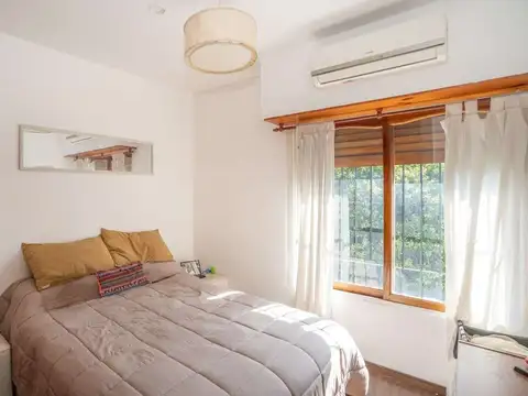 Venta 3 Amb duplex Ballester Cochera y patio