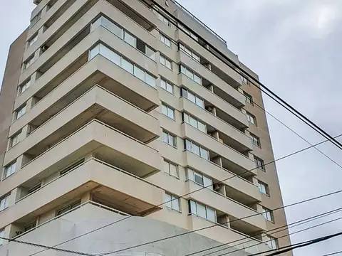 VENTA. Departamento 1 dormitorio. Dessau V, Colón 403