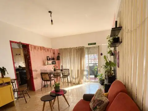 Departamento en Venta en Villa del Parque, USD 122.000