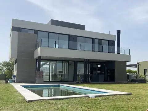 Casa en Venta en Hudson [Cod: 1-7428250]