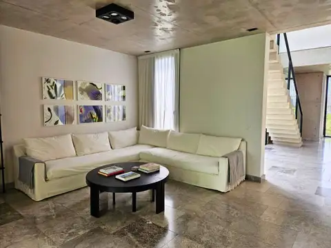 Casa en Alquiler Temporal en Don Torcuato, USD 3.500