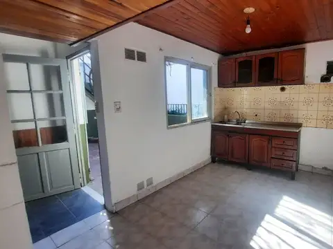 Depto Tipo Casa en Venta 56 años