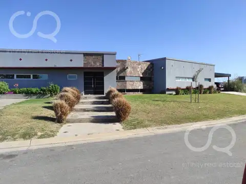 Casa en venta en San Sebastian Area 5 - APTO CRÉDITO