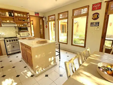 Casa en Venta de 5 dormitorios