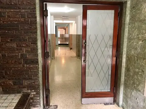 Olavarria 500, Piso 1