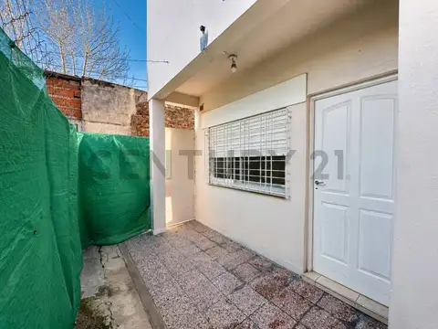 Departamento 13 ambientes con 5 baños