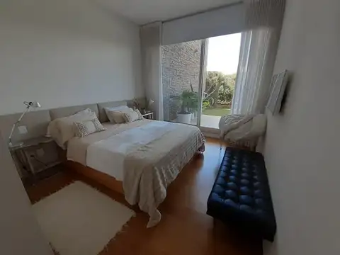 Departamento en Alquiler con 2 cocheras