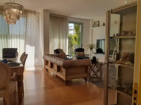 Departamento 4 ambientes con 3 baños