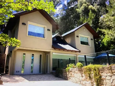 Magnifica propiedad en Sierras de los Padres. 