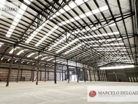 Galpón - Depósito de 4000 m2. en  Parque Patricios - ALQUILER