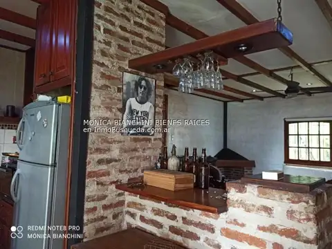 Casa en Venta con 3 cocheras