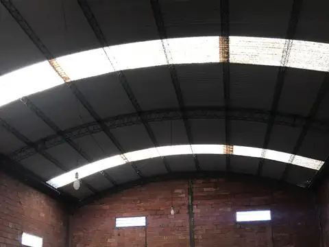 Alquiler | Galpón | 200 m² | Capitán Bermúdez | Barrio Posta