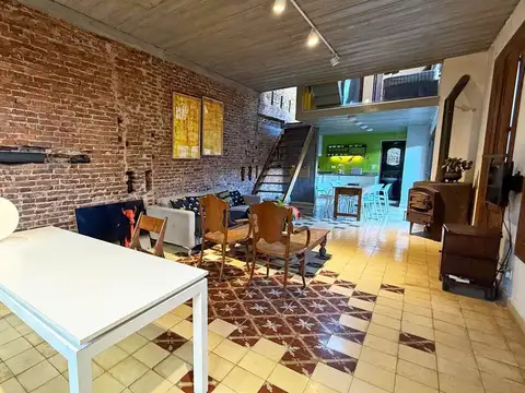 Casa 3 ambientes con 2 baños