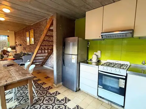 Casa 3 ambientes en venta en Arroyito con jardin