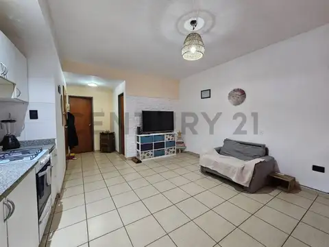 Venezuela 3800 100, Piso 1