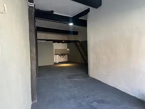 ALQUILER LOCAL COMERCIAL RECICLADO - AGUADA