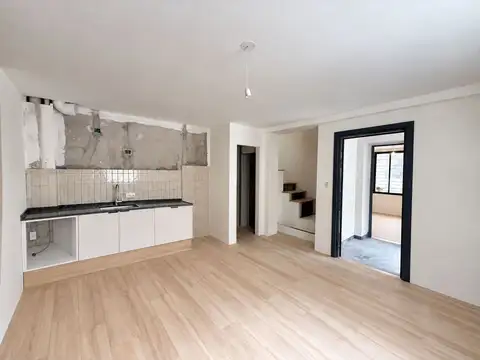 Venta apartamento 1 dormitorio Barrio Sur patio