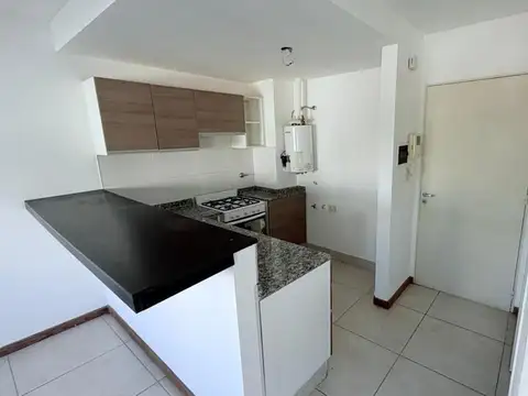 Zeballos 300, Piso 4