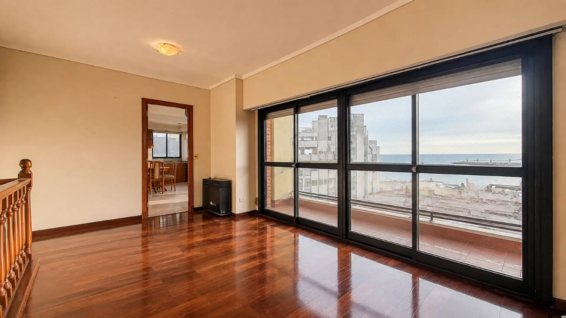 Tríplex en venta en Edificio La Loma, 203,05m², Stella Maris, vista al mar