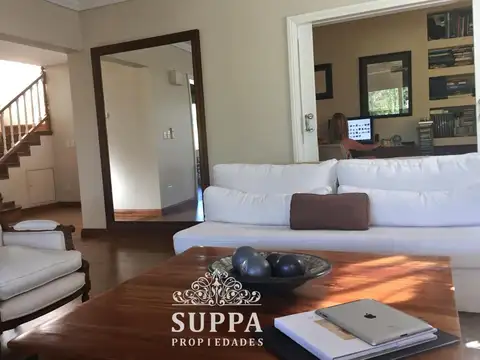 CASA EN VENTA EN CASTORES NORDELTA