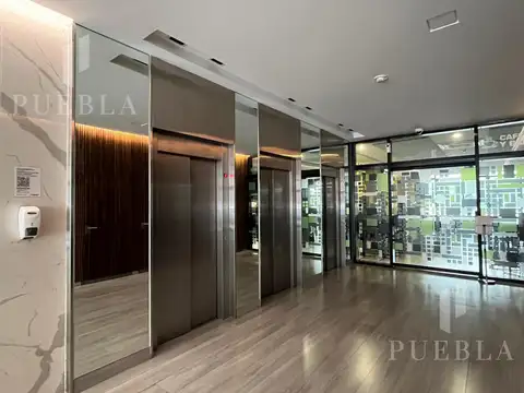 Oficina Monoambiente con 4 baños