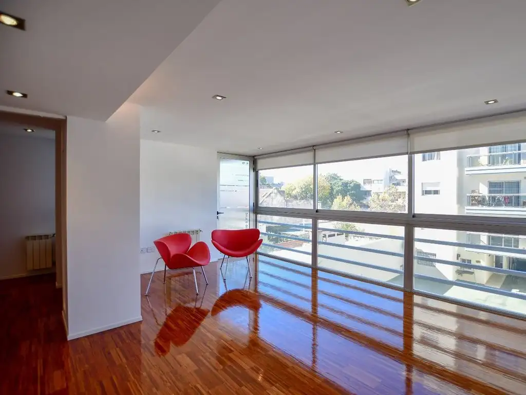 Avenida 53 entre 21 y 22 1300
