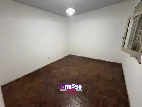 Depto Tipo Casa en Alquiler de 3 ambientes